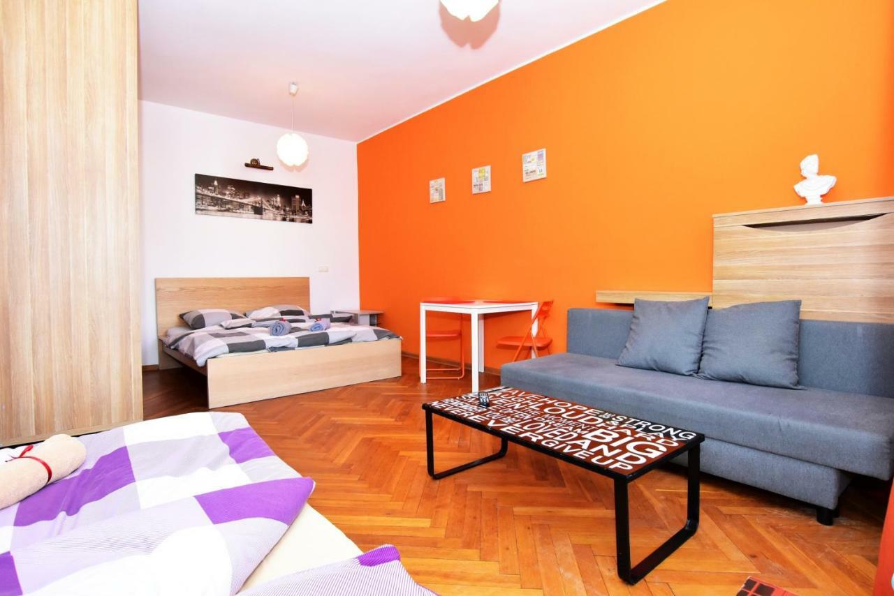 City Central Hostel Swidnicka 브로츠와프 외부 사진